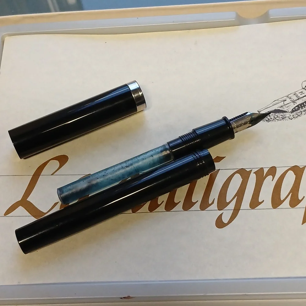 Used Sheaffer Calligraphy Pen Set - Picture 6 of 14